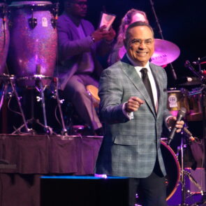 GILBERTO SANTA ROSA 6