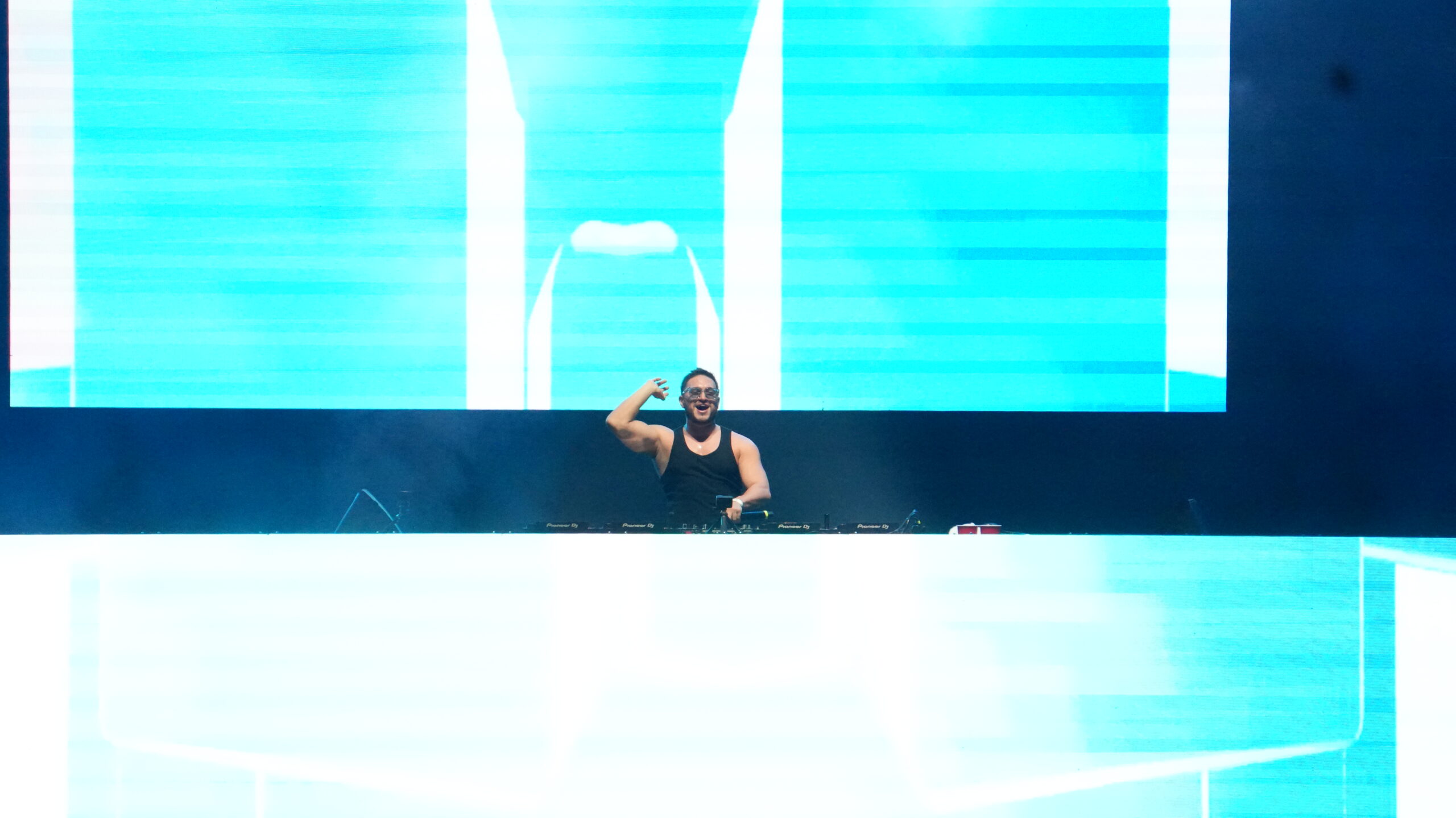 JONAS BLUE 2