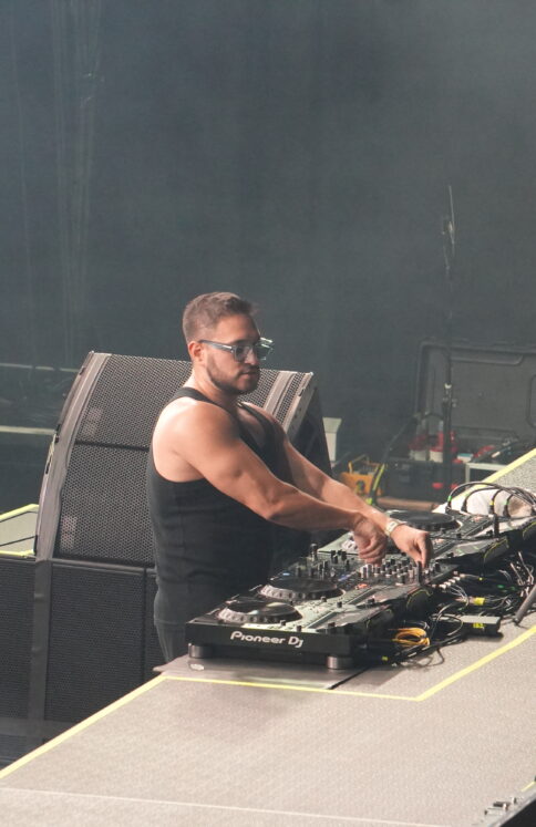 JONAS BLUE