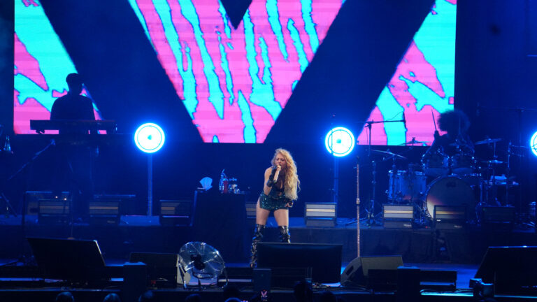 PAULINA RUBIO 22