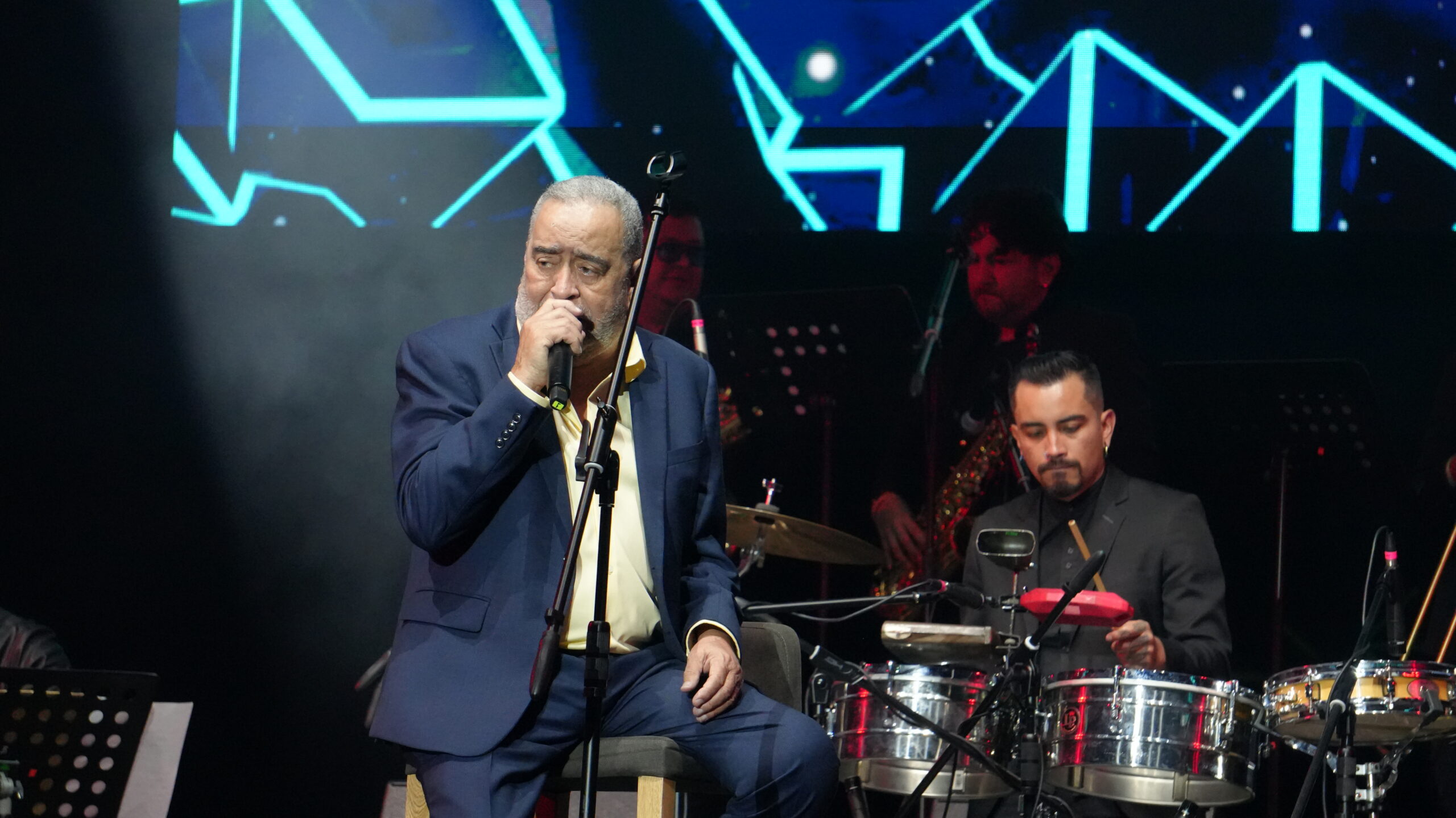 ANDY MONTAÑEZ
