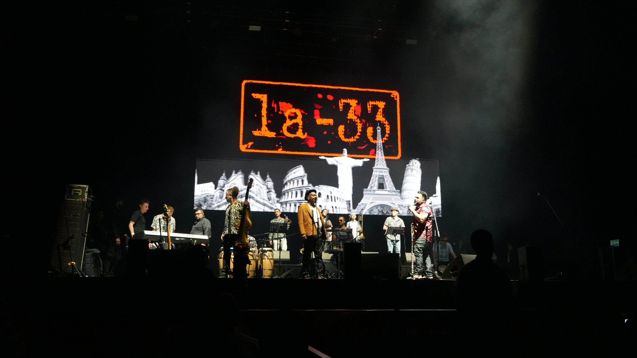 LA 33