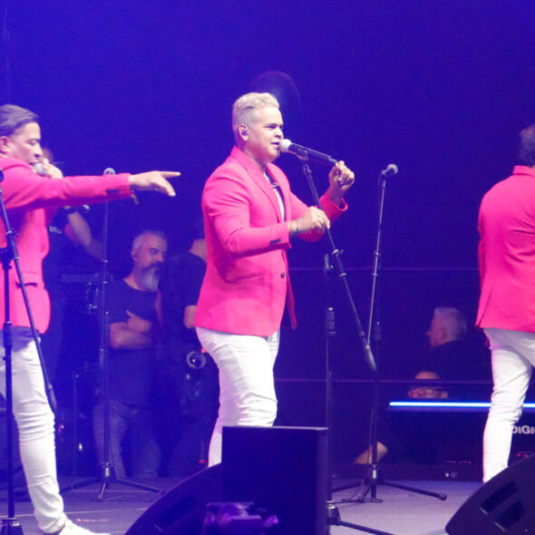 SIN MERENGUE NO HAY FIESTA, DANNY MARÍN Y SUS AMIGOS 25