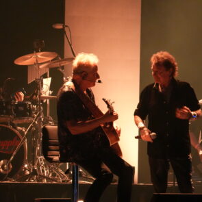 AIR SUPPLY 1