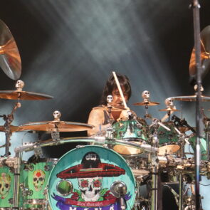 MANÁ 16