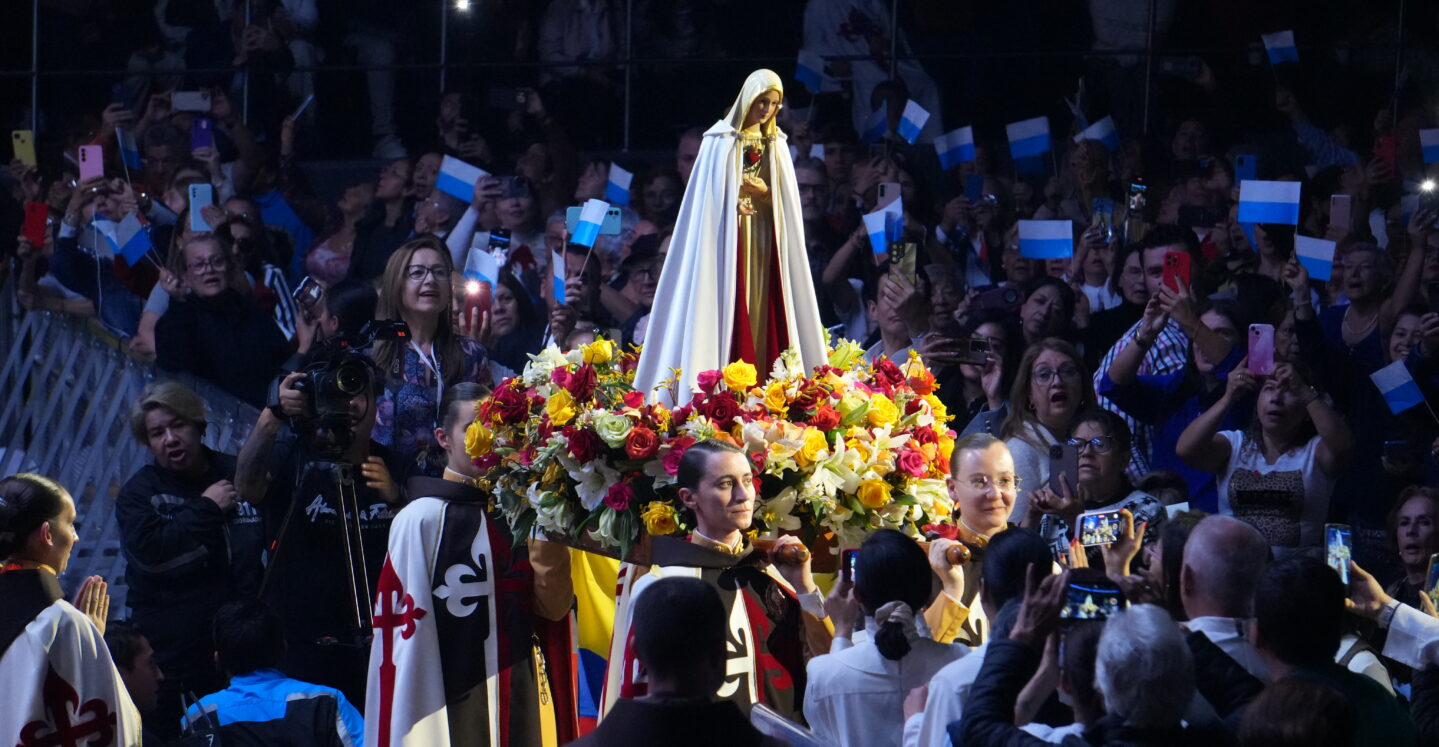 HOMENAJE A LA MADRE DE DE MADRES 7