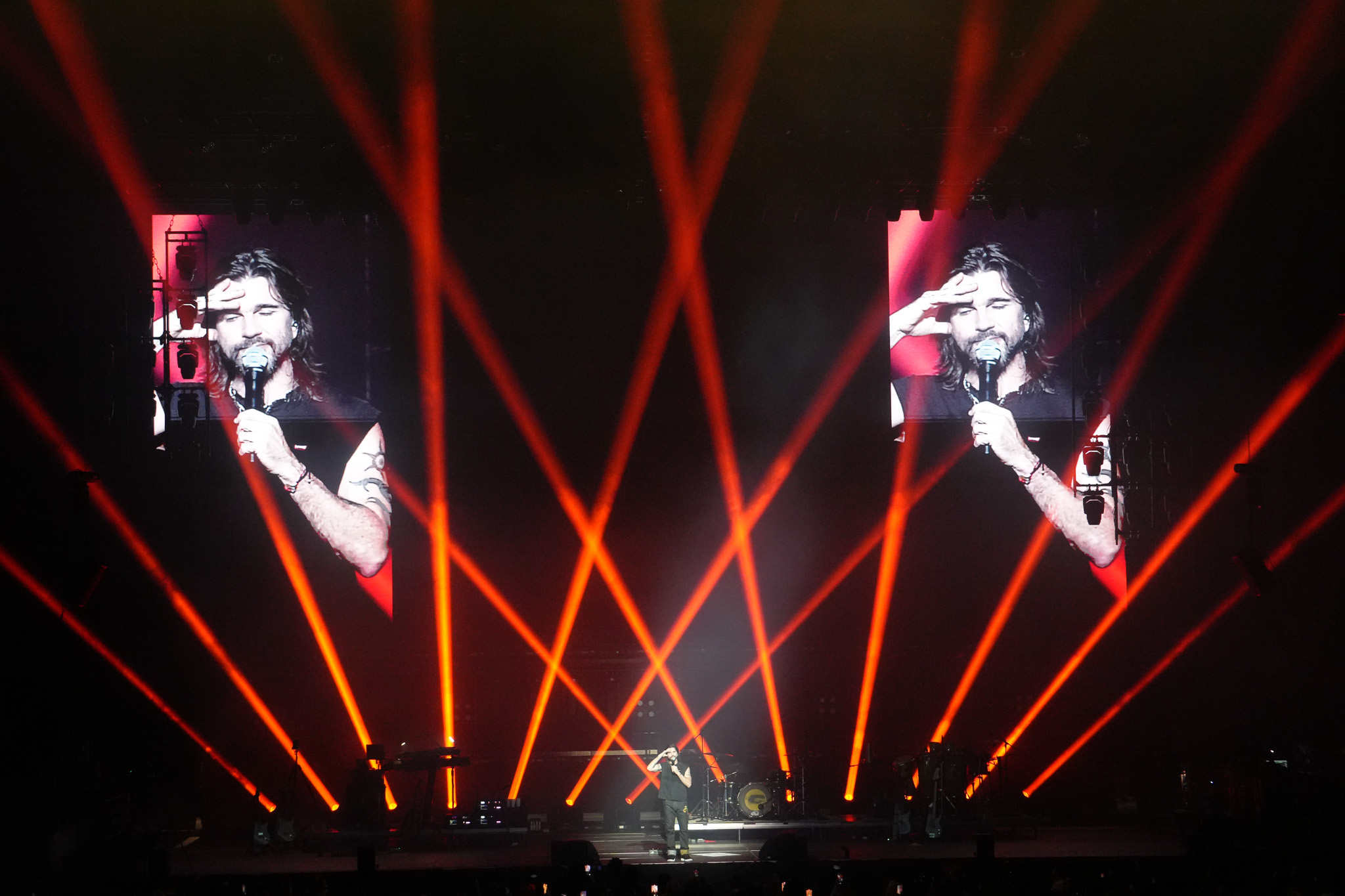 JUANES 28