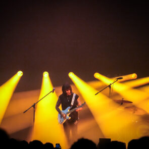 JUANES 33