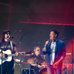 JUANES 36
