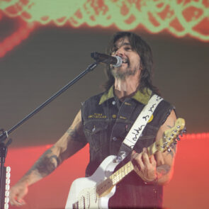 JUANES 41