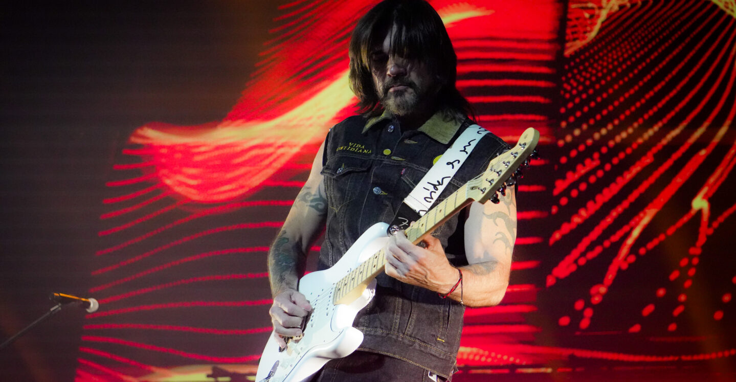 JUANES 42