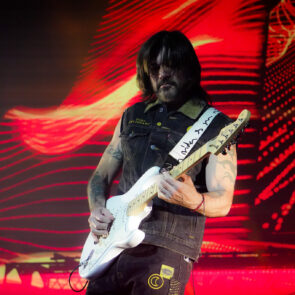 JUANES 42