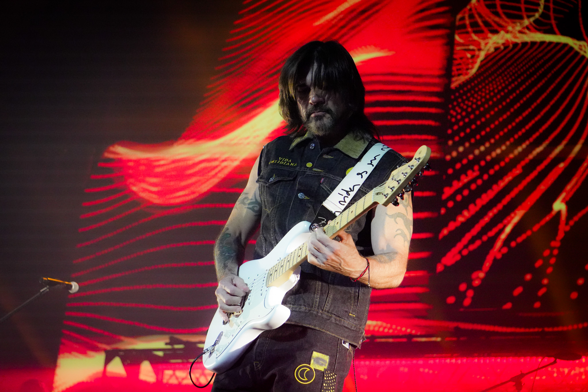 JUANES 42