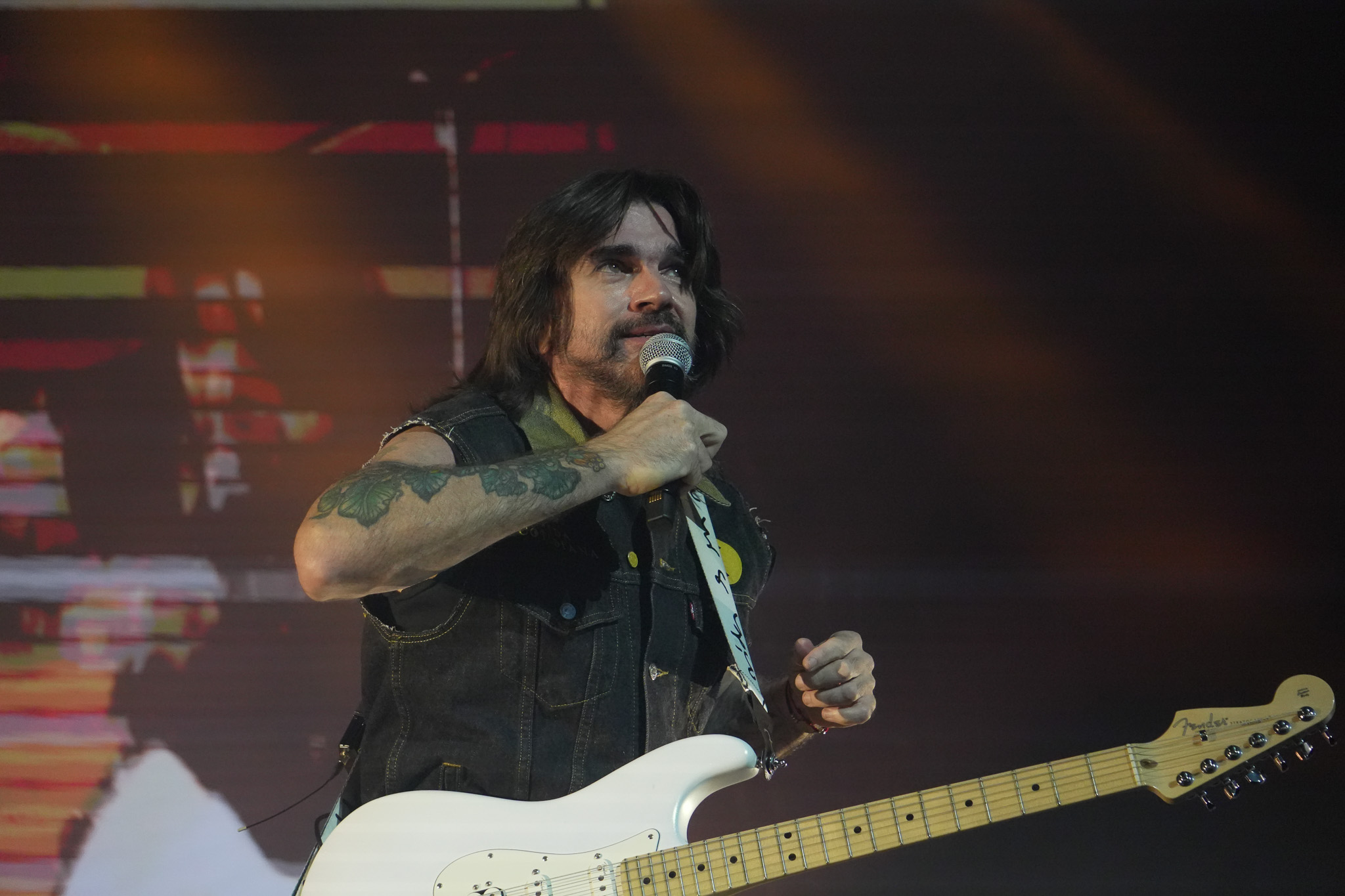 JUANES 45