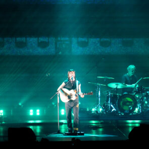 JUANES 49