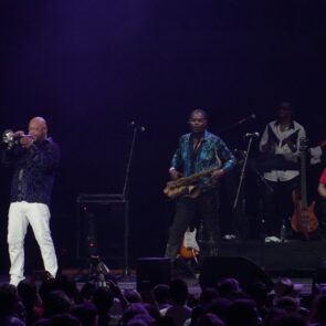 KOOL & THE GANG 9