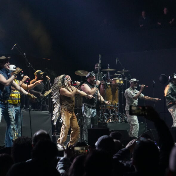 KOOL & THE GANG 10