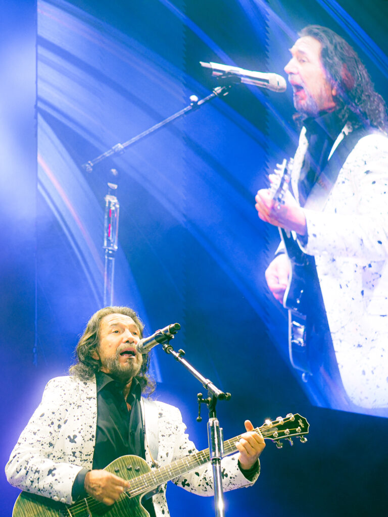 MARCO ANTONIO SOLÍS 54