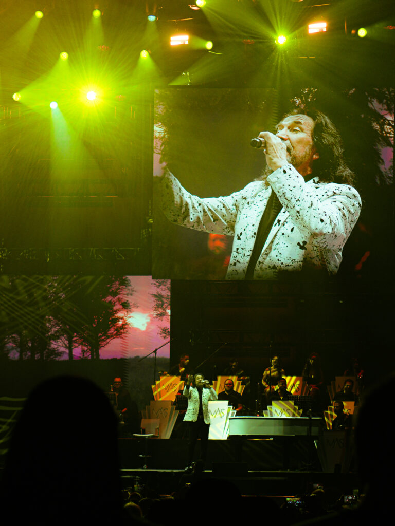 MARCO ANTONIO SOLÍS 57
