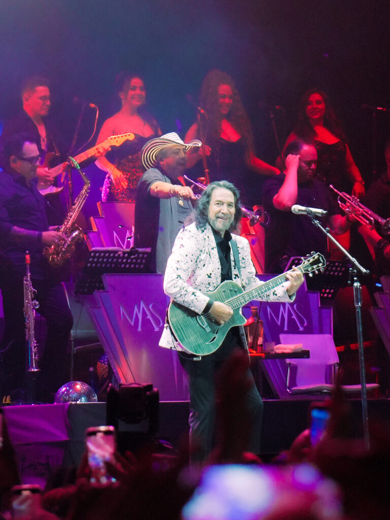 MARCO ANTONIO SOLÍS 59
