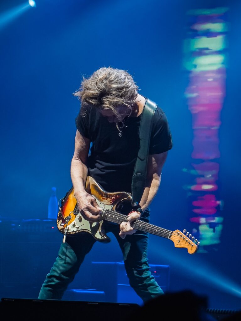 STING 11