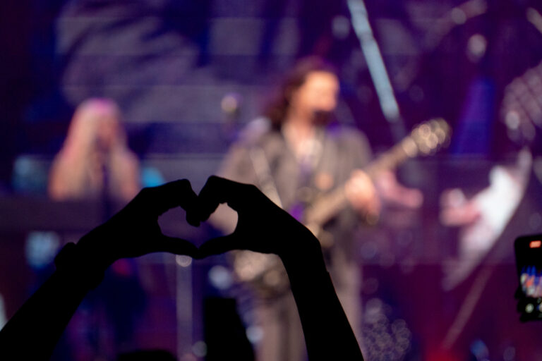 HOZIER 4