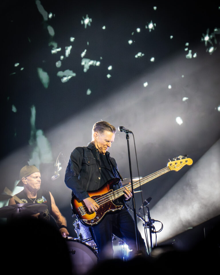 BRYAN ADAMS 3
