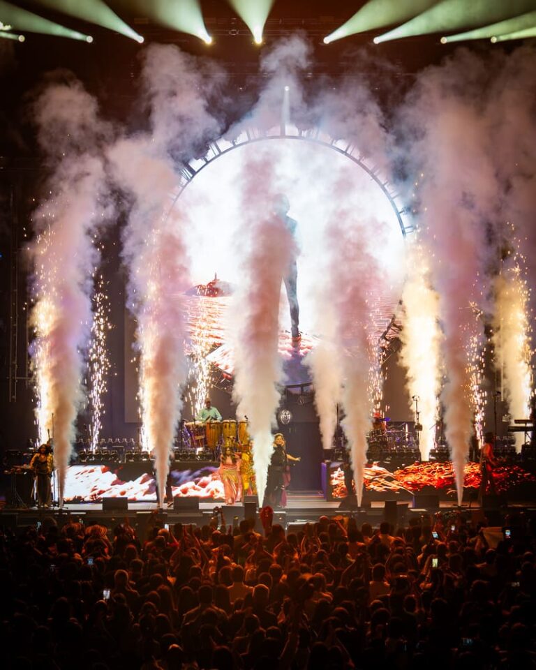Carlos Vives 29